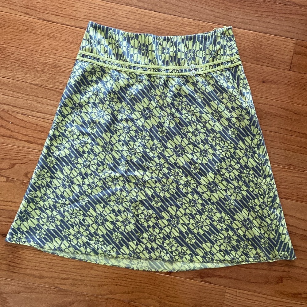 Ted Baker lime and grey silk skirt size 3